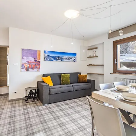 Hostdomus - Helsinki Appartement Sestrières