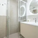 Hostdomus - Helsinki Apartamento Sestriere
