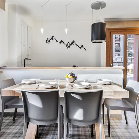 Hostdomus - Helsinki Apartment Sestriere