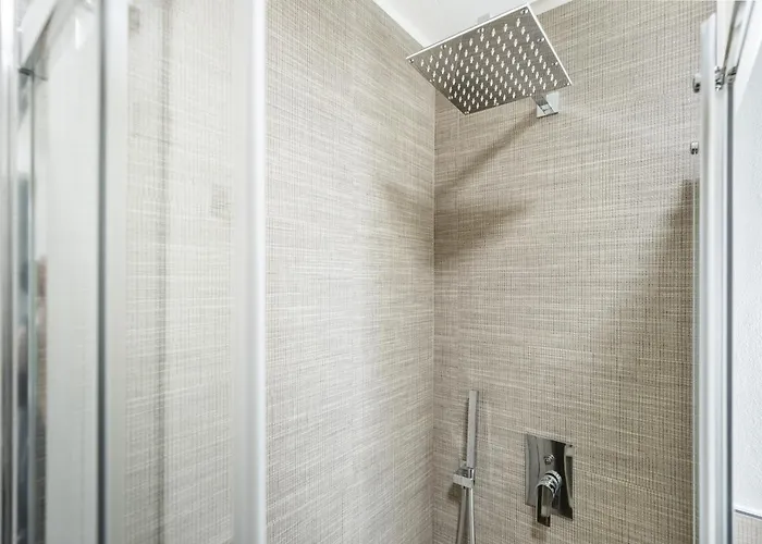 Hostdomus - Helsinki Apartment *